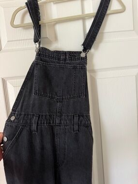 Levi’s overalls!
